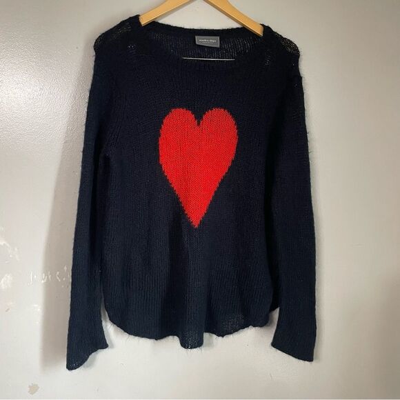 Wooden Ships Mohair Blend Heart Sweater Navy Red‎ Size Small Medium - Picture 1 of 6